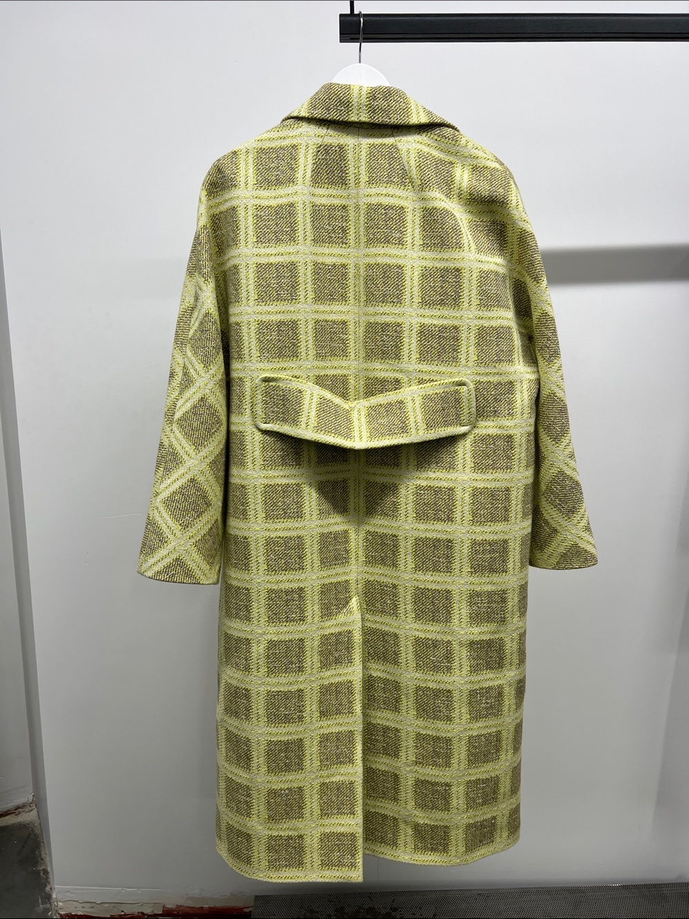 Ted Baker Yellow Check Oversized Trench Coat - Picture 5 of 5